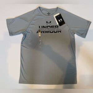 NWT. Grey Boys Under Armour Performance Shirt Size L